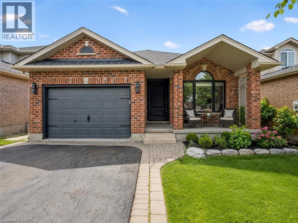 18 KEYS Crescent - 2