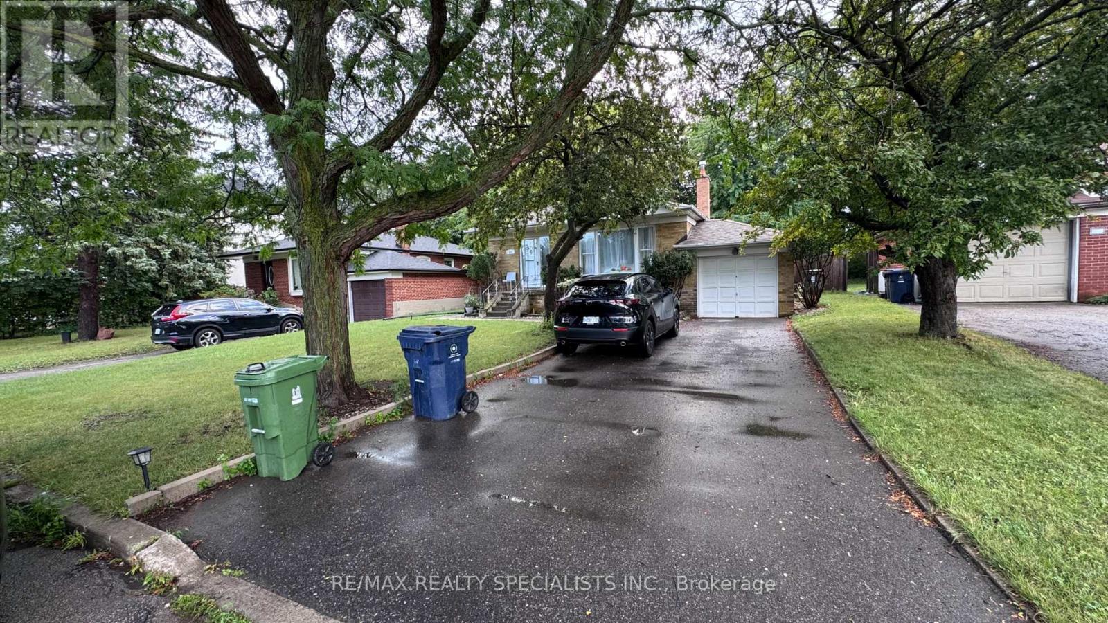 Photo of 131 Searle Avenue