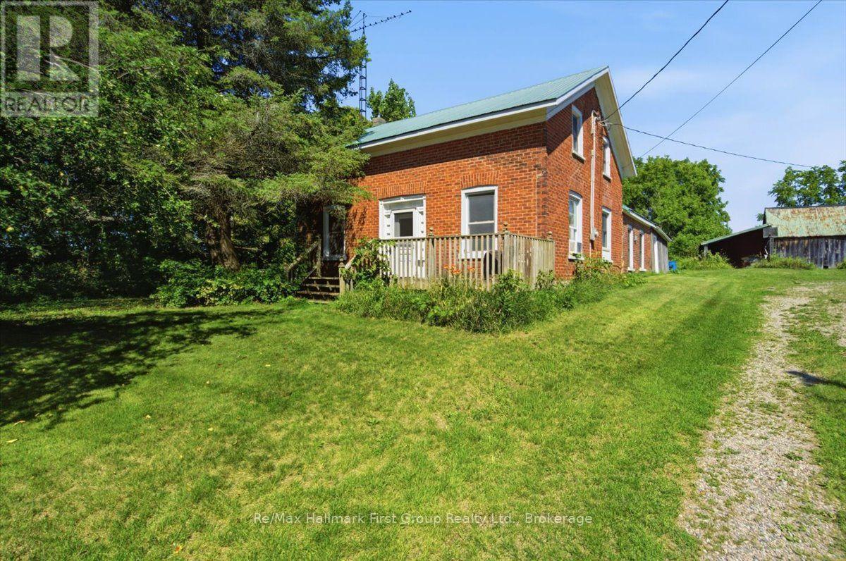 664 HUNT ROAD - 1
