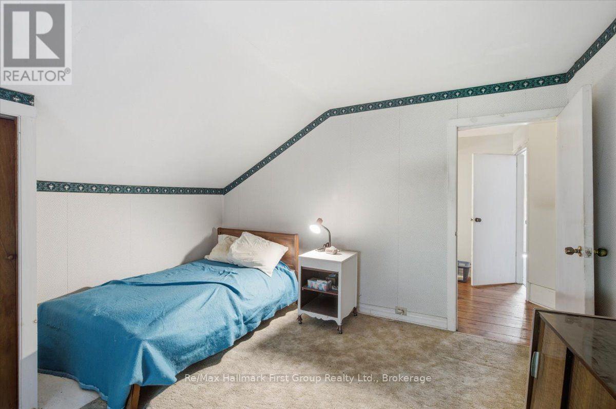 664 HUNT ROAD - Image 29