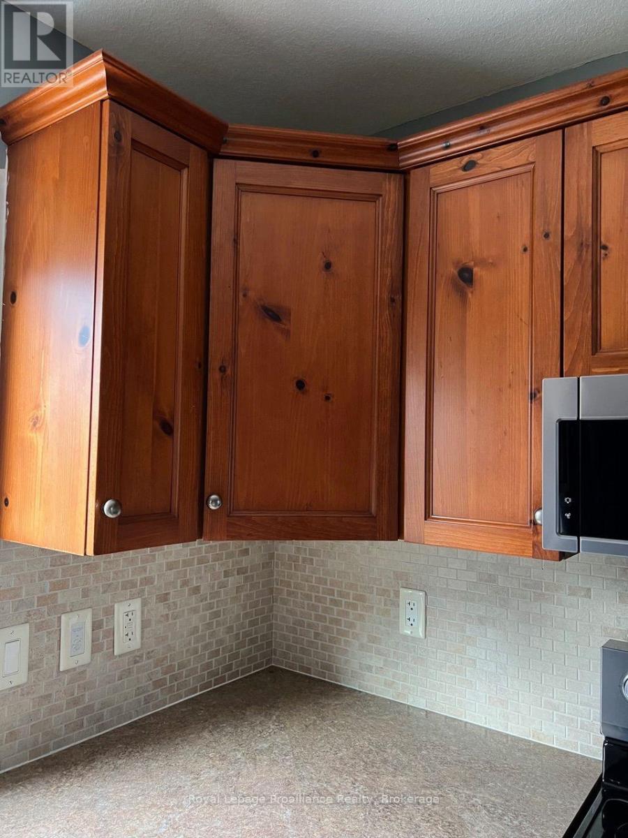 465 CANNIFTON ROAD - Image 18