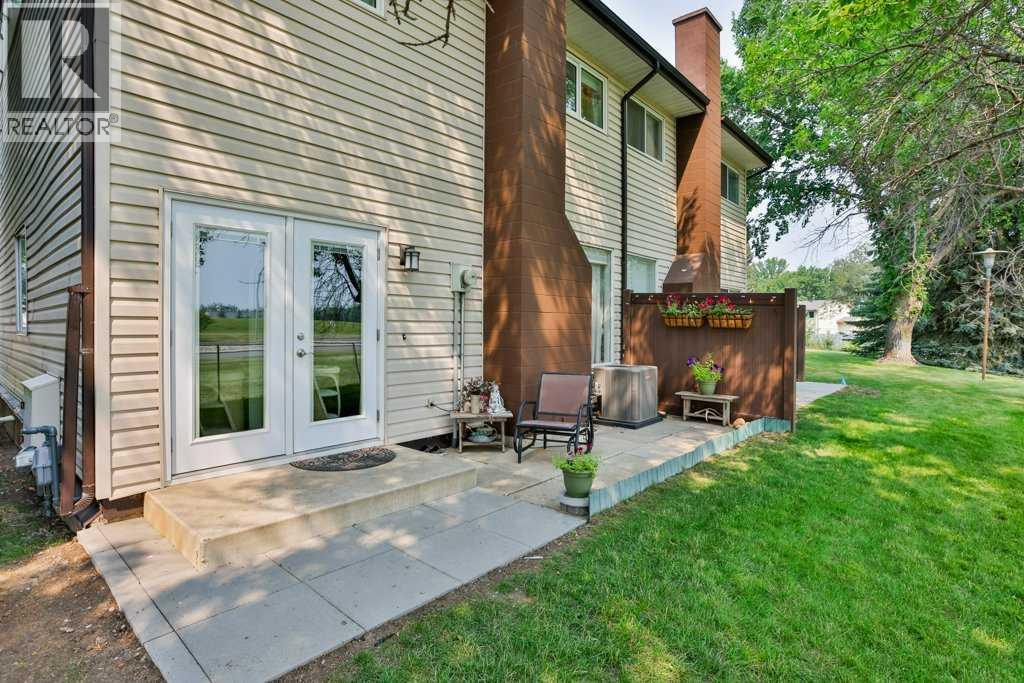 #8 29 Brock Place W - Image 12
