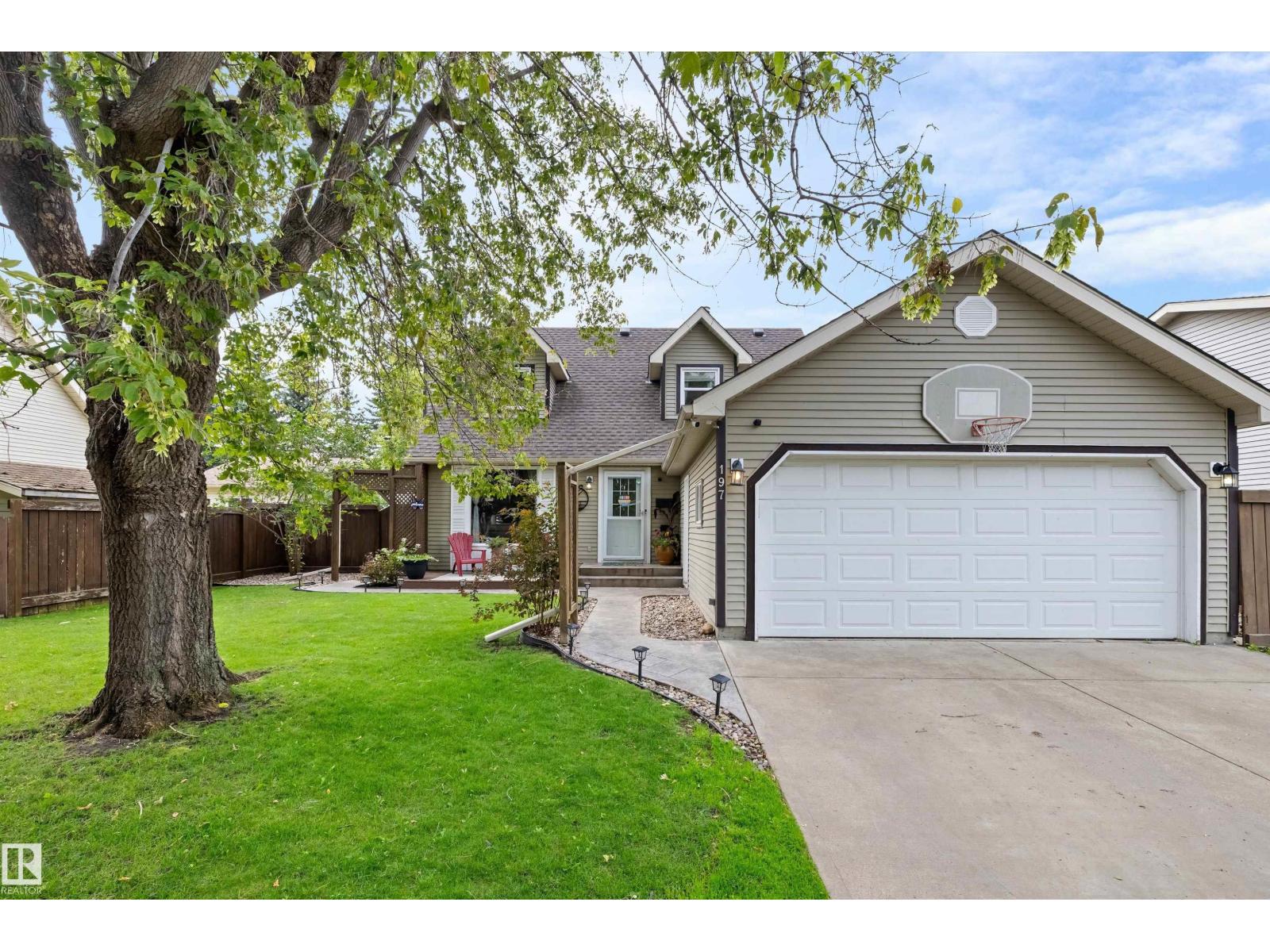 197 GREENWOOD DR - 1
