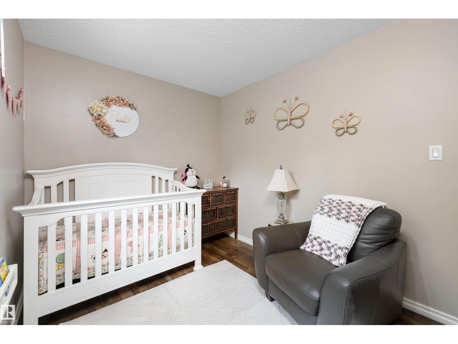 197 GREENWOOD DR - 21
