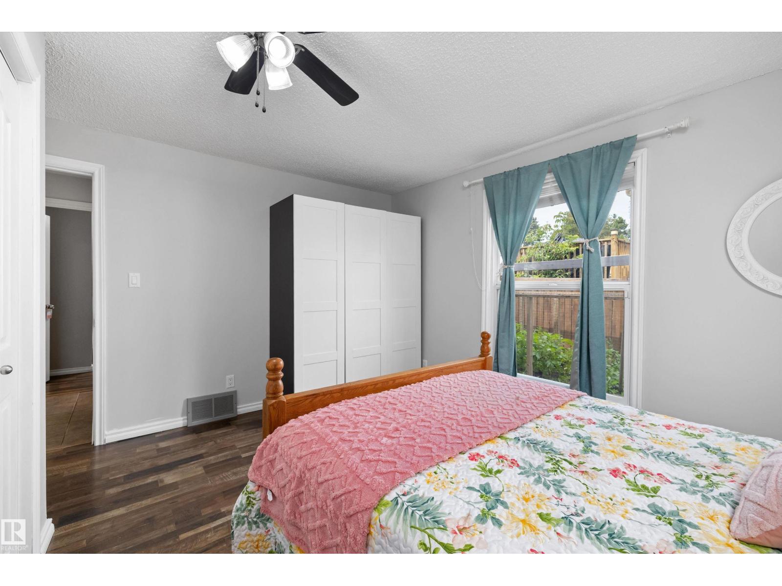 197 GREENWOOD DR - 24