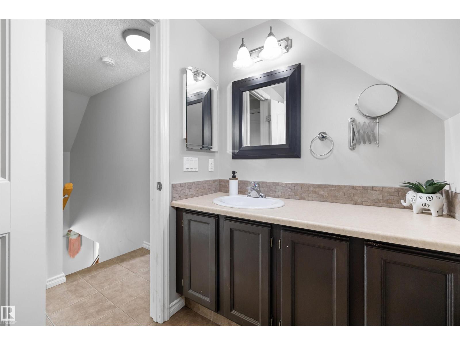 197 GREENWOOD DR - Image 31