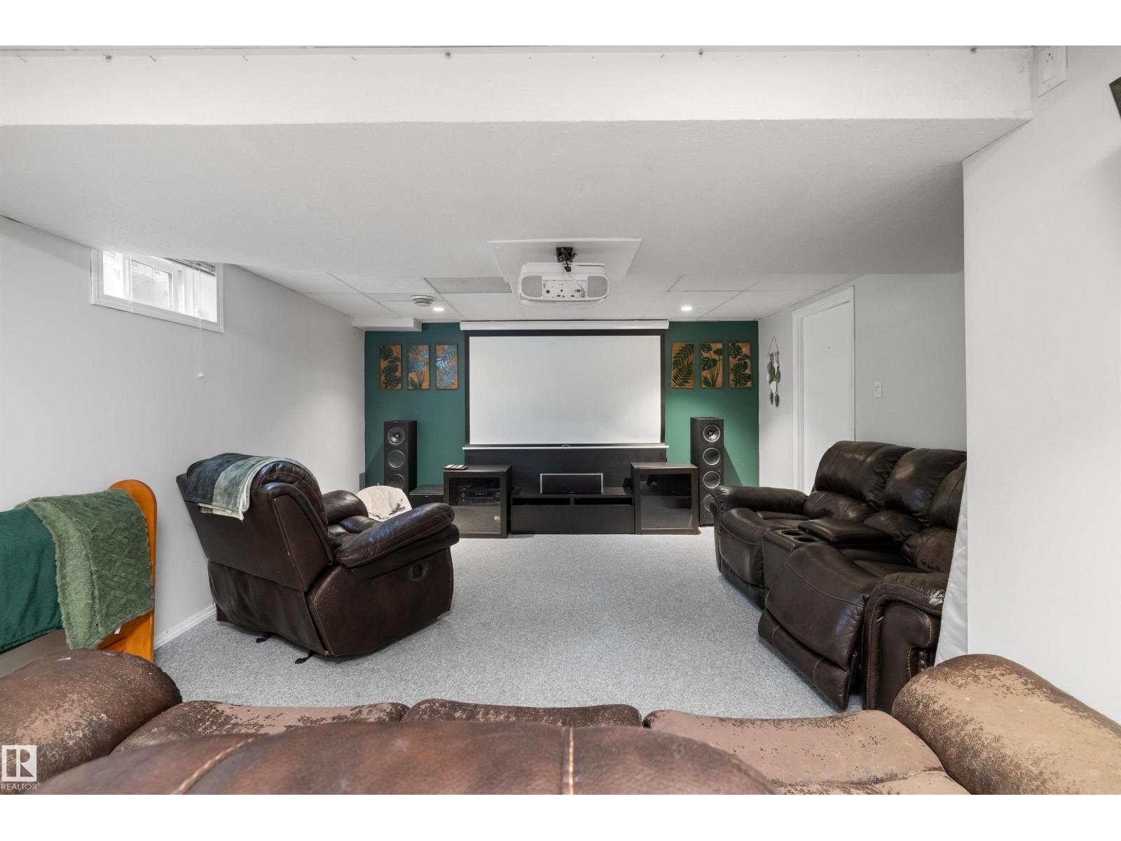 197 GREENWOOD DR - 42