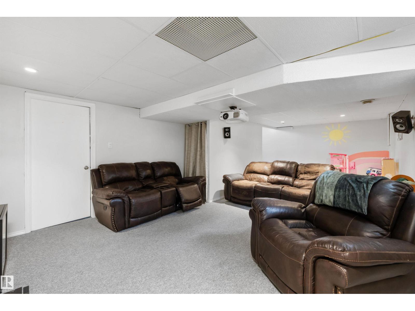 197 GREENWOOD DR - Image 43