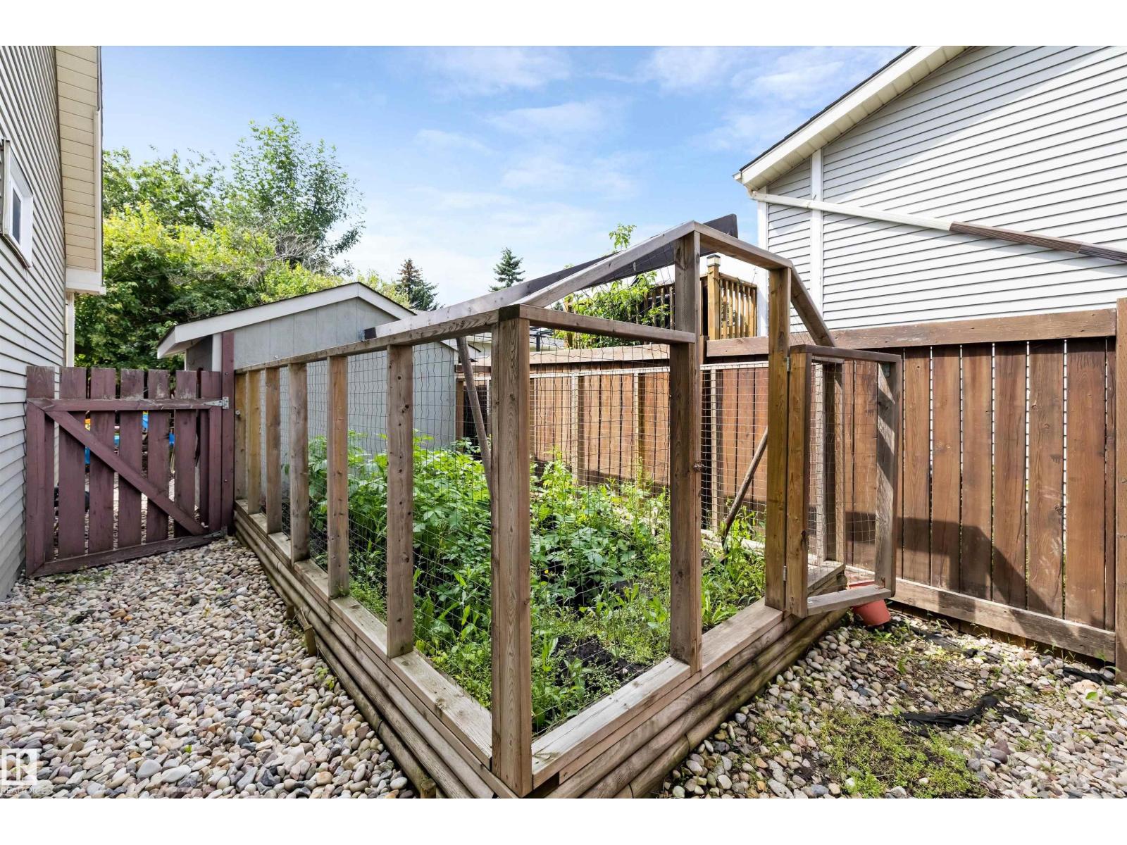197 GREENWOOD DR - Image 56