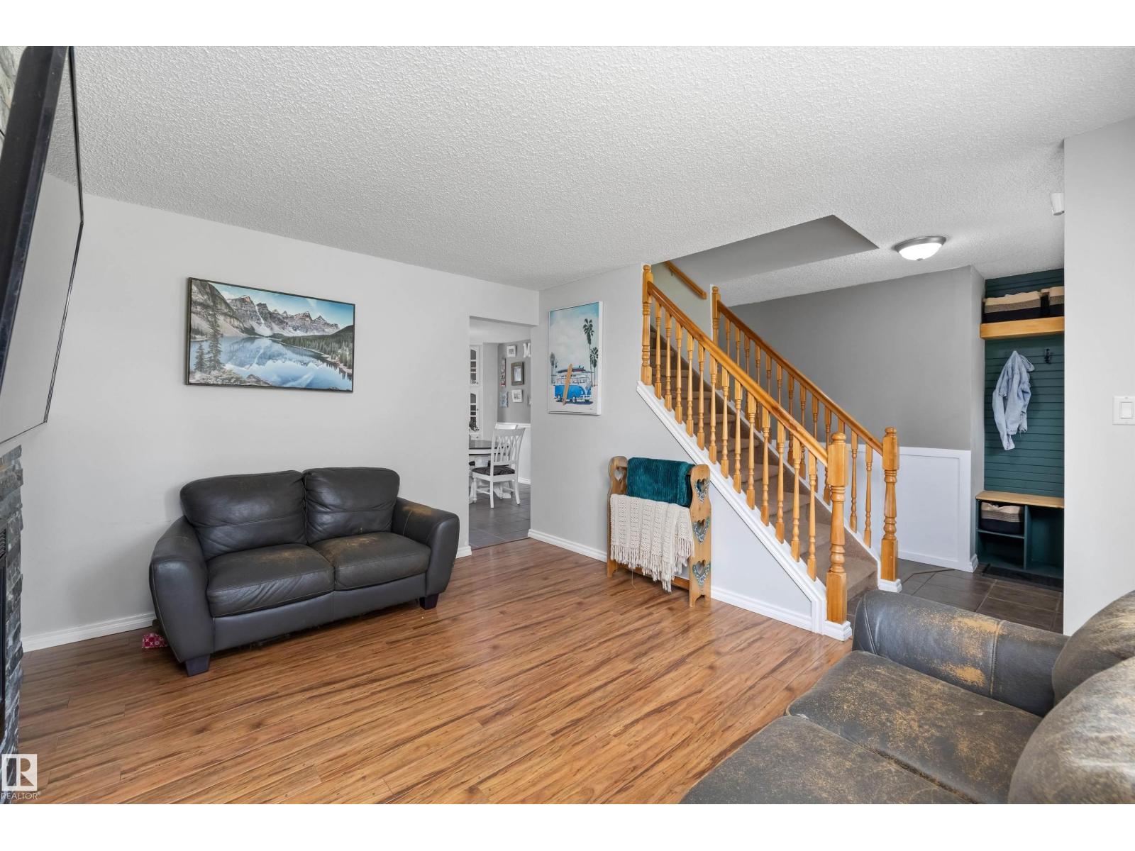 197 GREENWOOD DR - 9