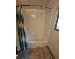 #25 5406 52a St, Tofield, AB T0B4J0 Photo 9