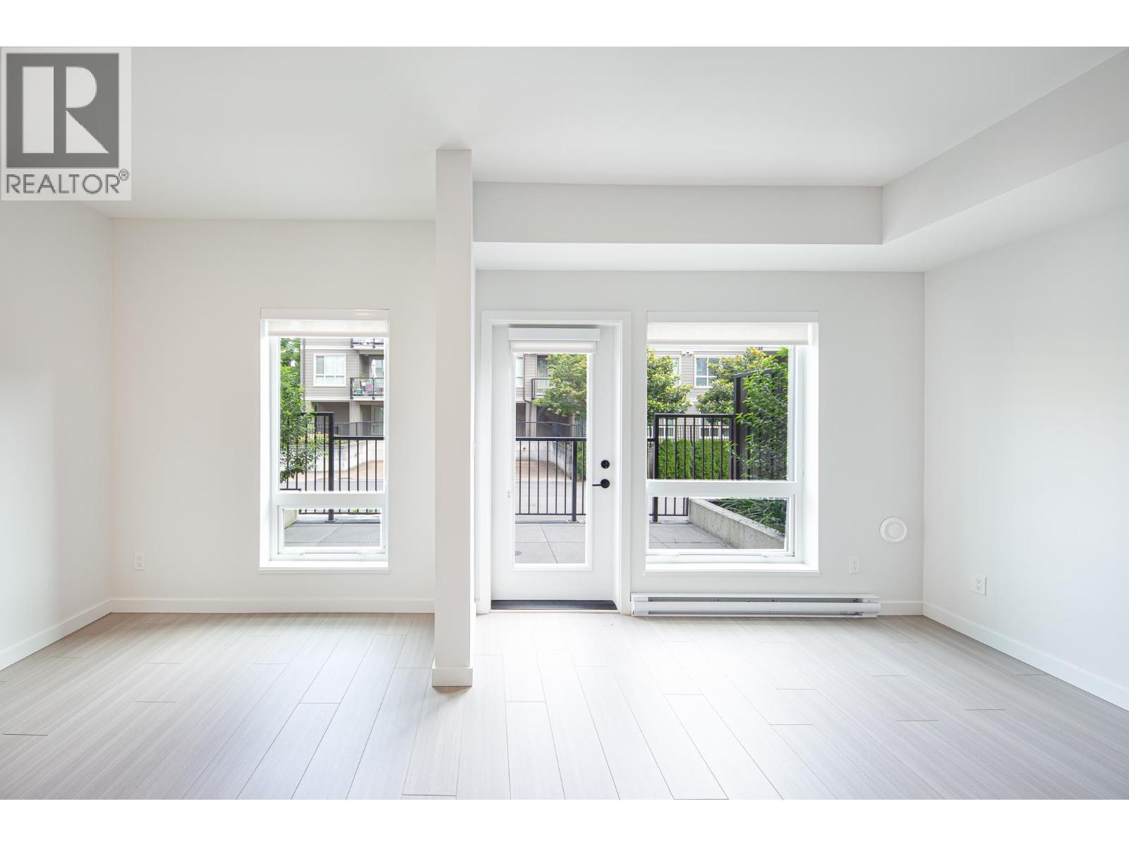 102 2277 HAWTHORNE AVENUE, Port Coquitlam