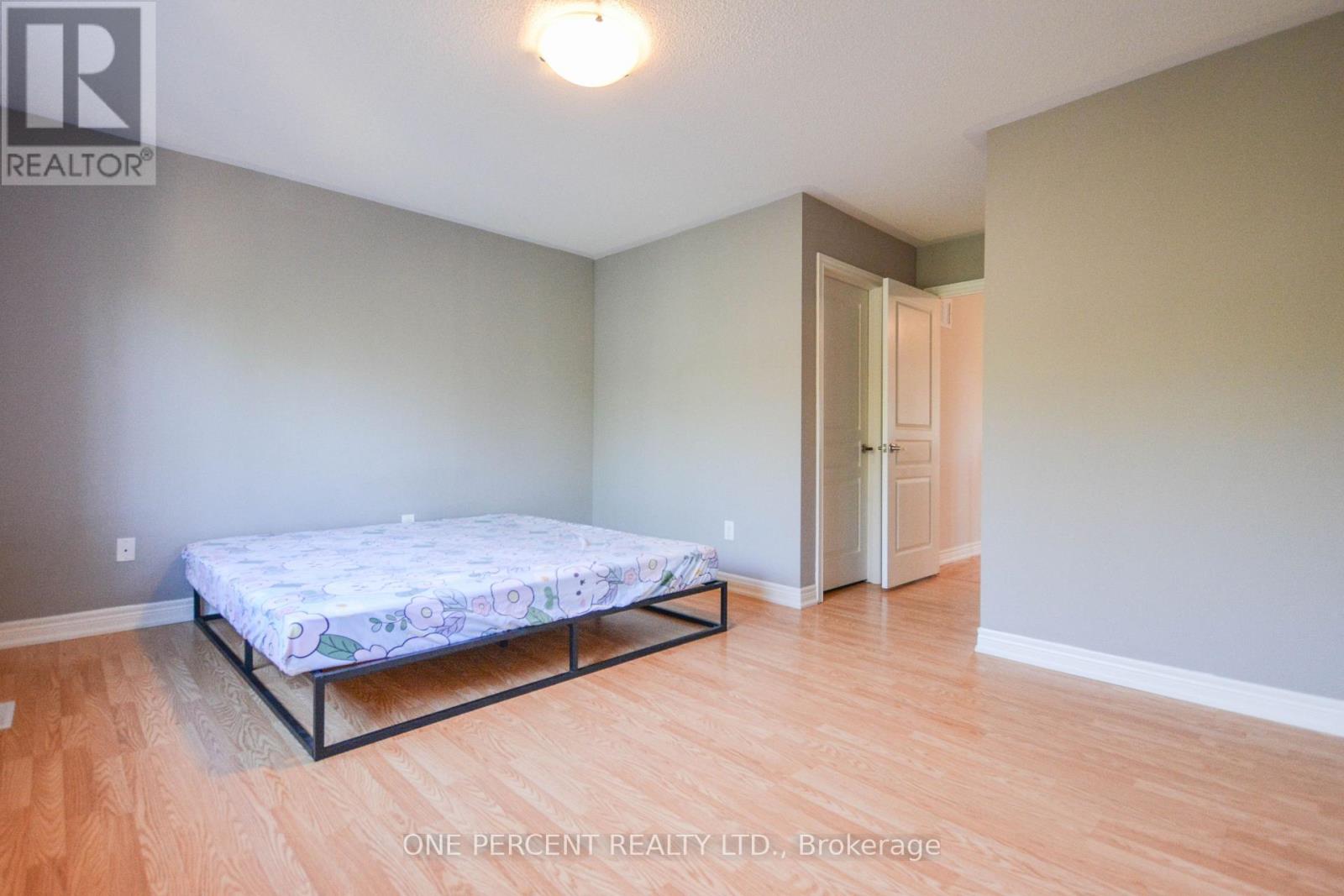 85 BENJAMIN HOOD CRESCENT - 17
