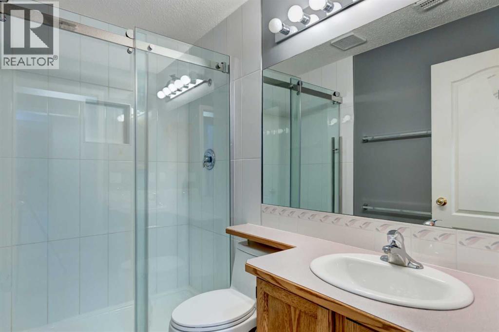 411 Shawinigan Drive SW - Image 26