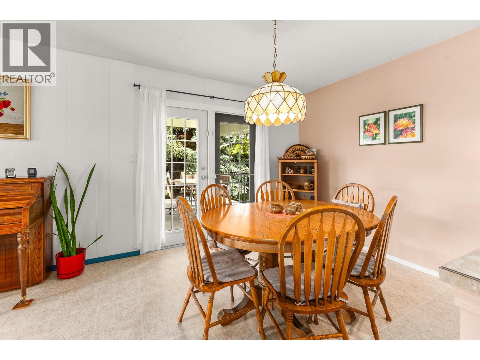 1121 15 Street SE - 11