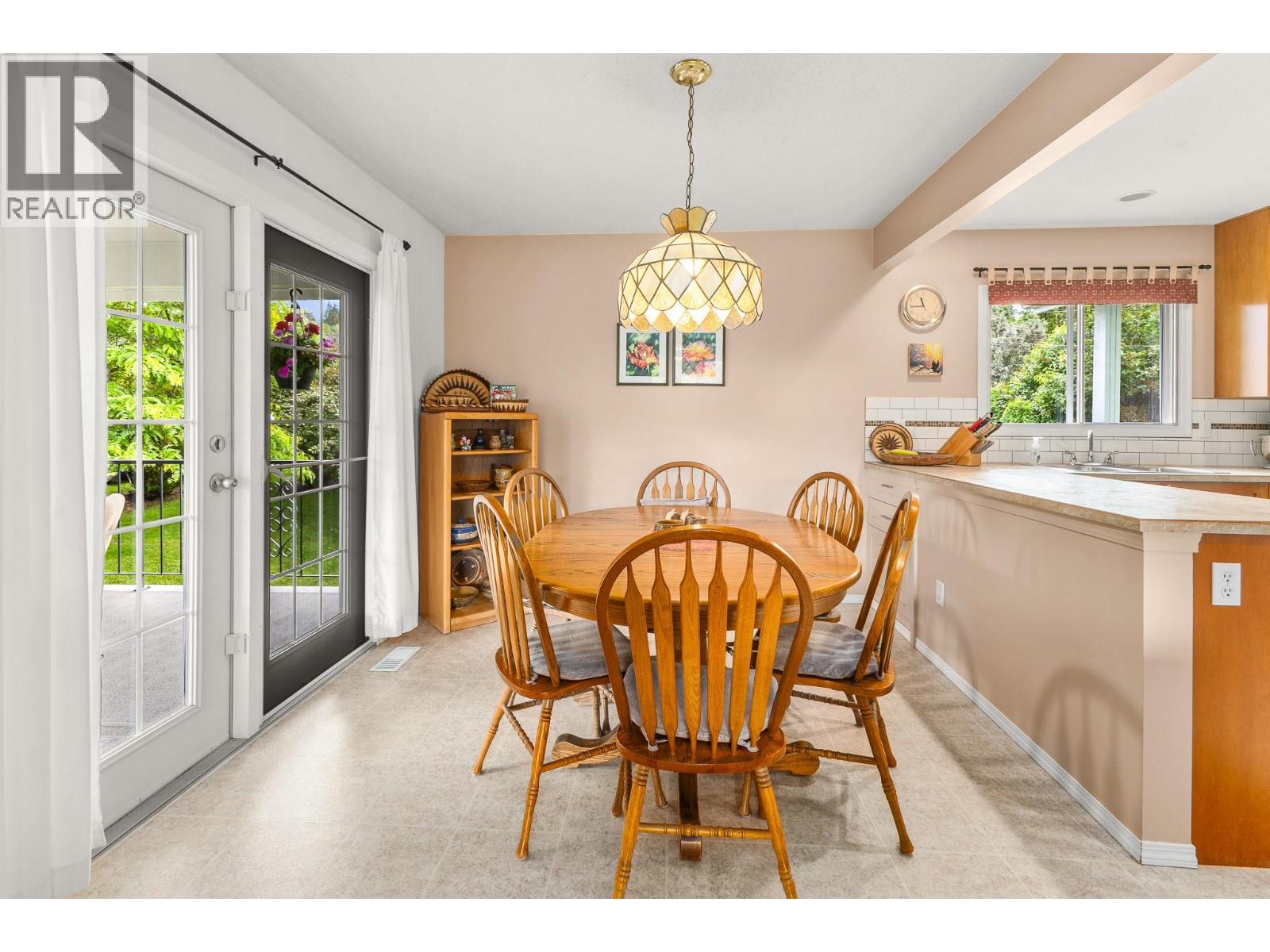 1121 15 Street SE - Image 10
