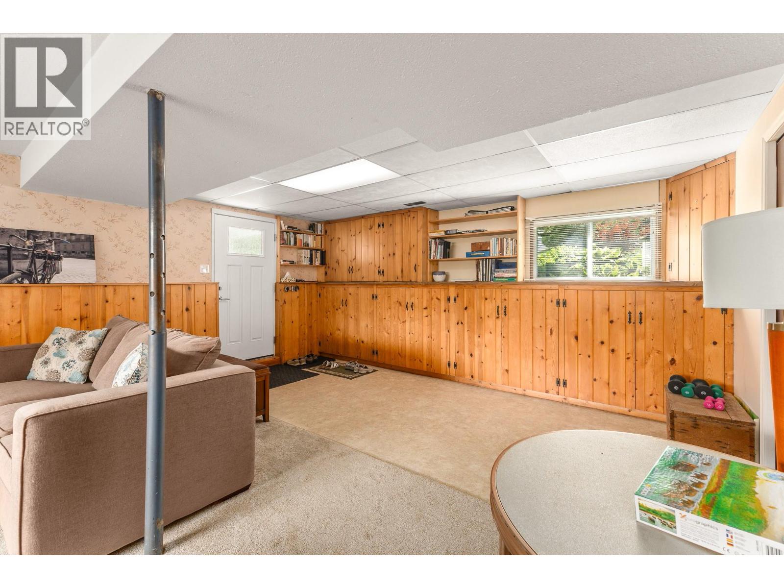 1121 15 Street SE - Image 22
