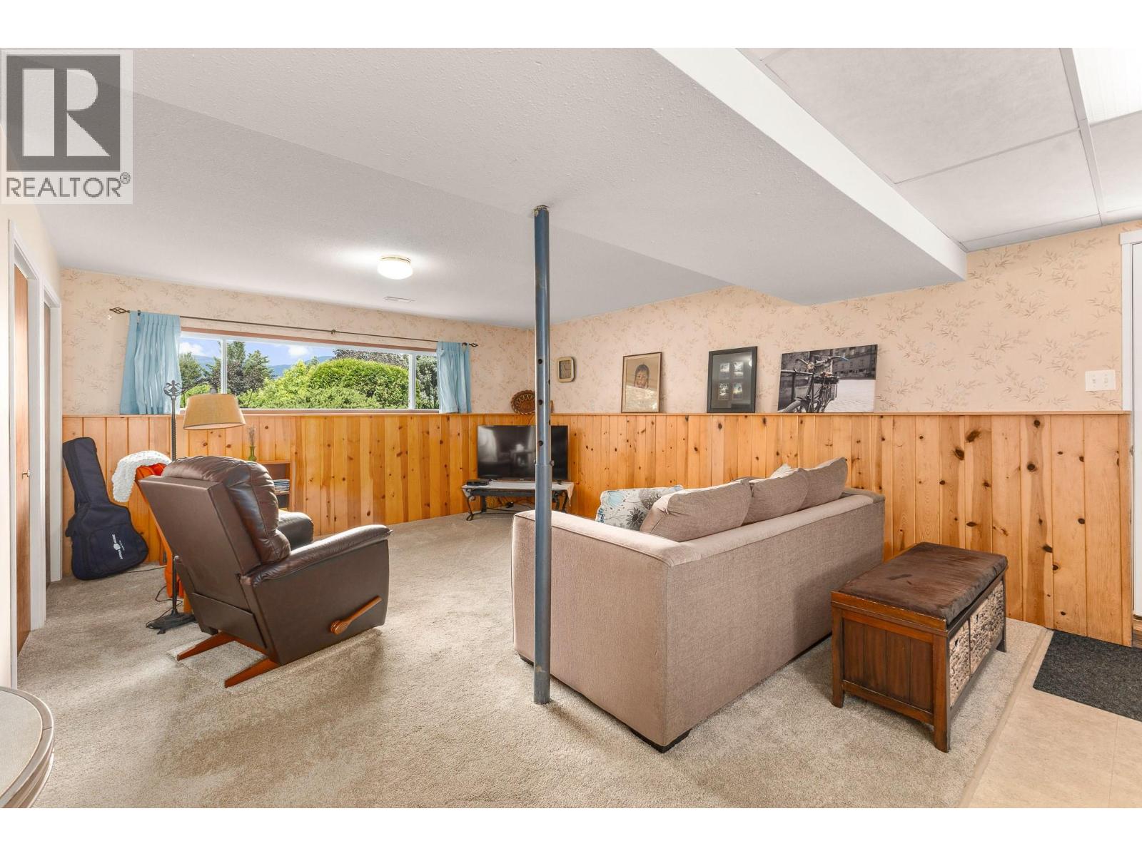1121 15 Street SE - Image 21