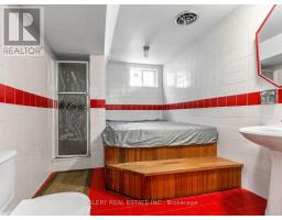 370 Maple Leaf Drive, Toronto, ON M6L1P6 Photo 37