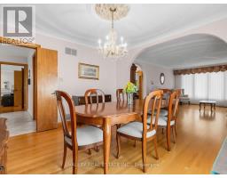 370 Maple Leaf Drive, Toronto, ON M6L1P6 Photo 8