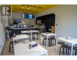 954 Wilson Avenue, Toronto, ON M3K1E7 Photo 7