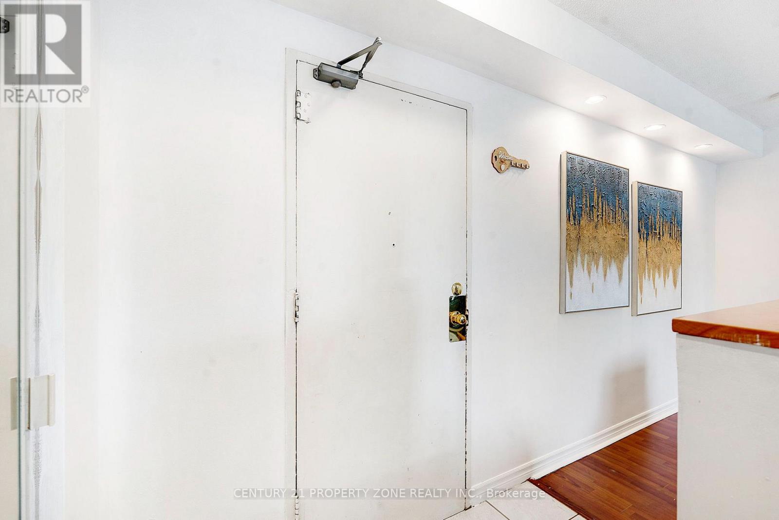 #105 851 QUEENSTON ROAD - 10