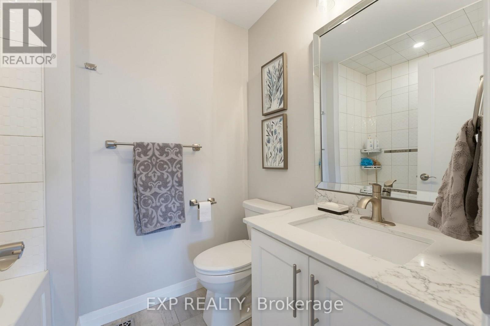 74 LAGUNA VILLAGE CRESCENT - 17