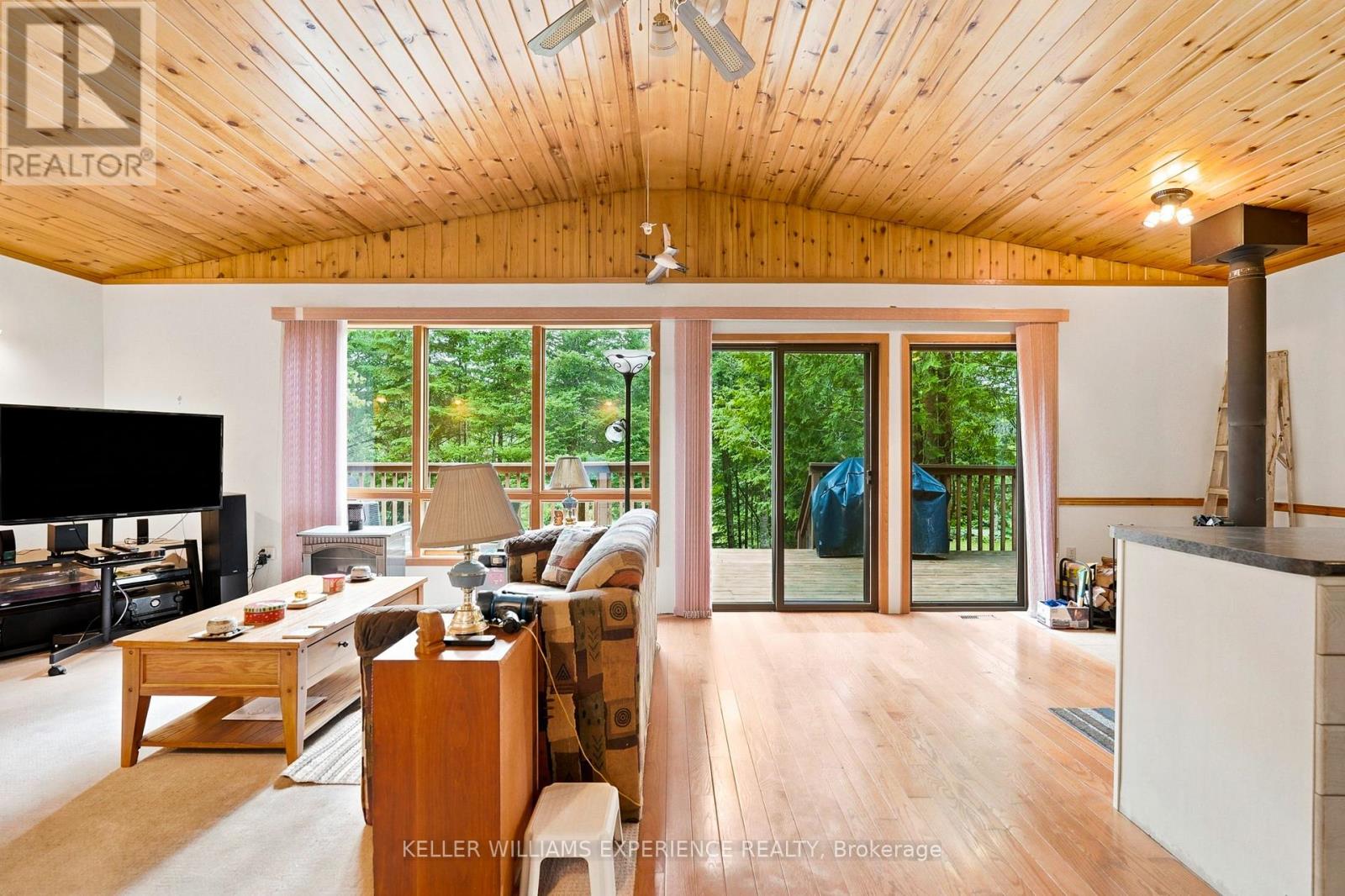1689 BRAELOCH ROAD - 16