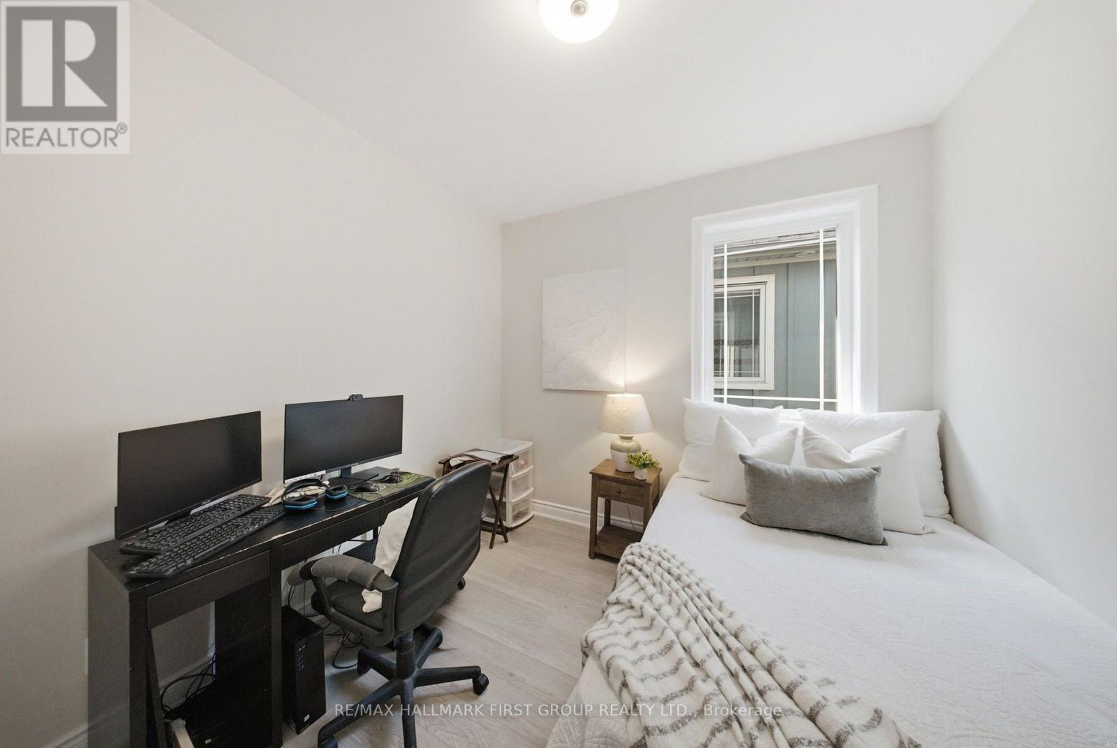 #124 80 MARSH AVENUE - 22