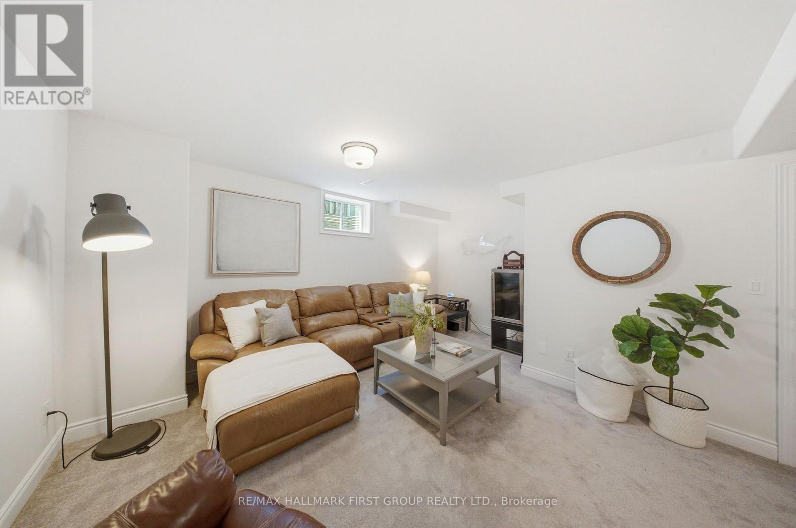 #124 80 MARSH AVENUE - 25