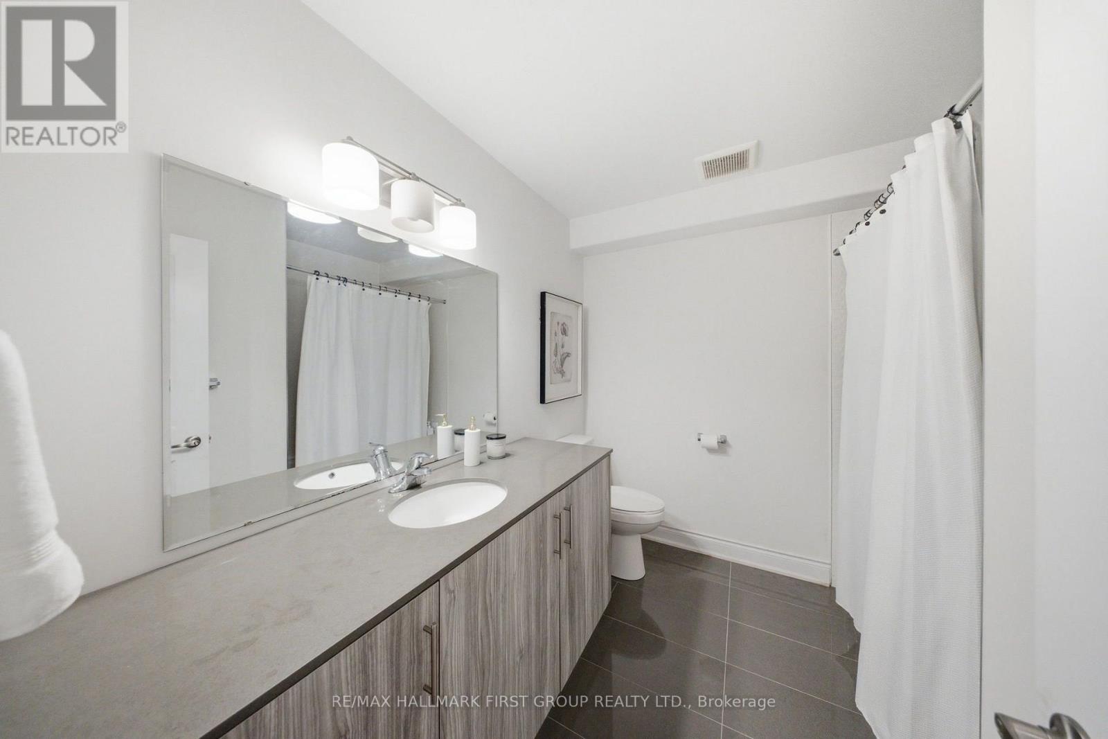 #124 80 MARSH AVENUE - 32