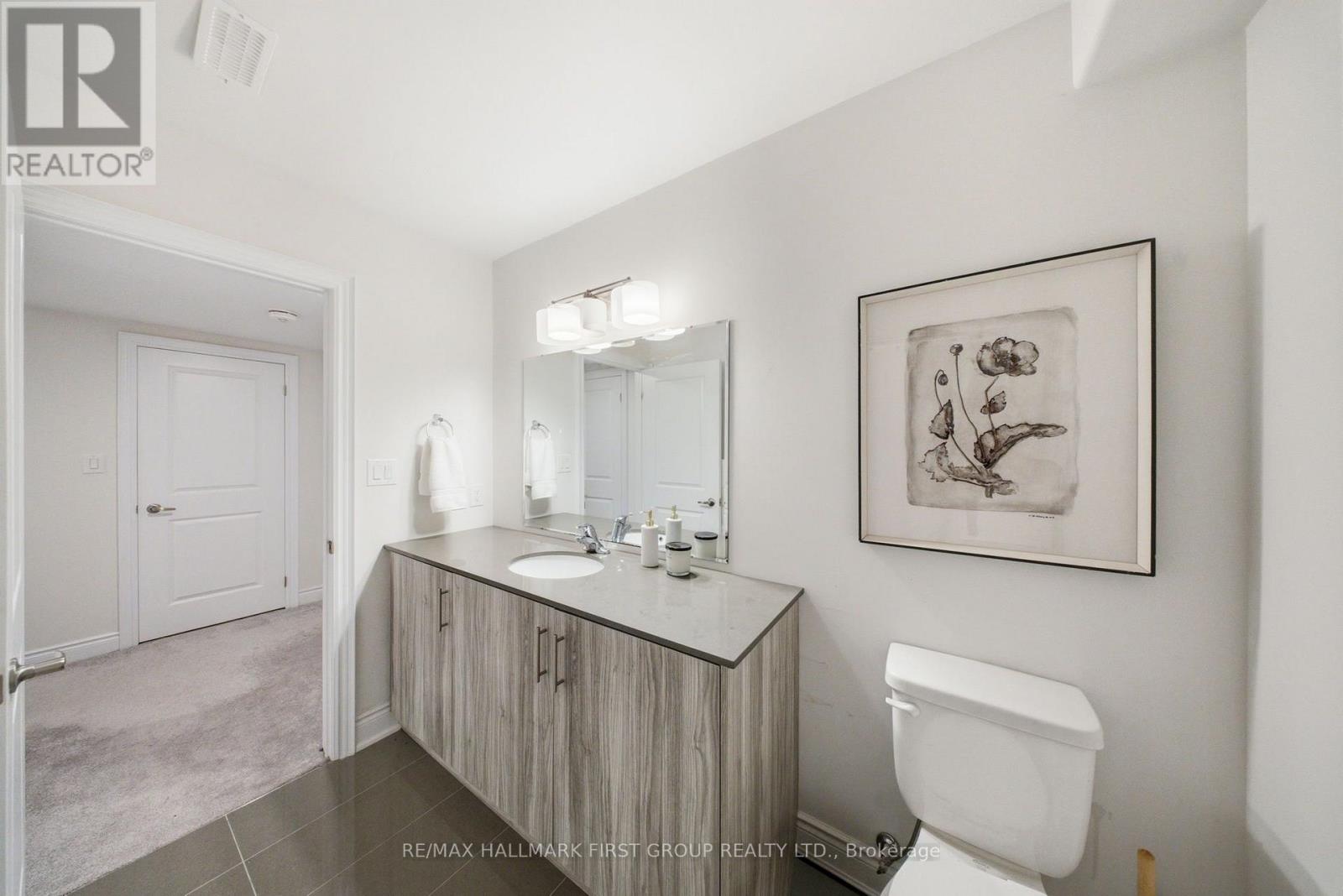 #124 80 MARSH AVENUE - 33