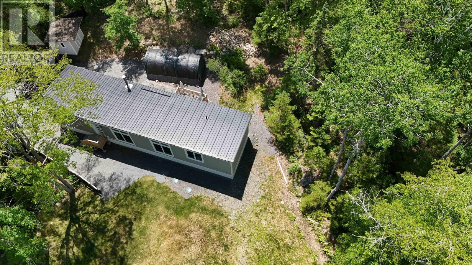 7 Ernest Marion Drive, Laconia — photo 2