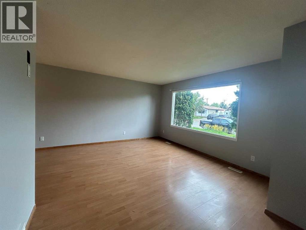 9343 112a Avenue - Image 3
