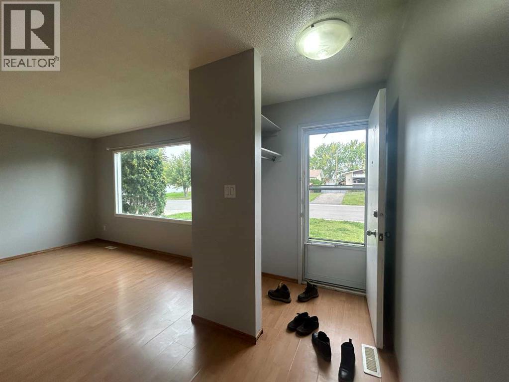 9343 112a Avenue - 2