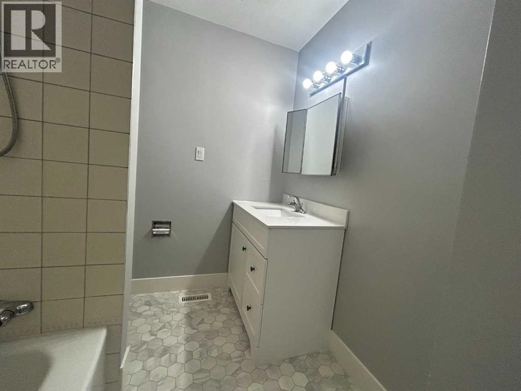 9343 112a Avenue - Image 10