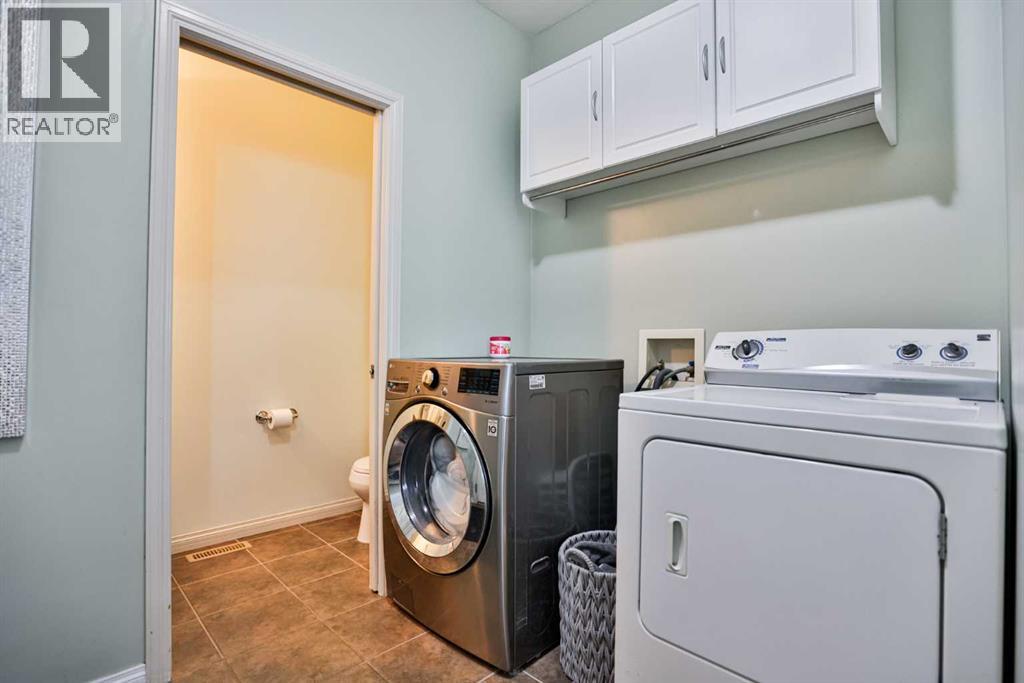 14 Thyrza Burkitt Place N - 15