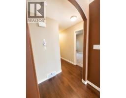 89 Lynx Road N - photo 5