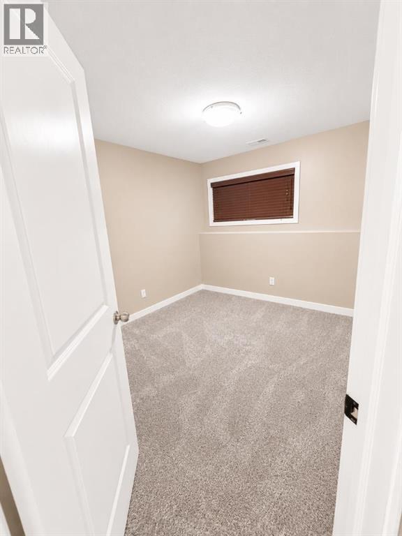 89 Lynx Road N - Image 15