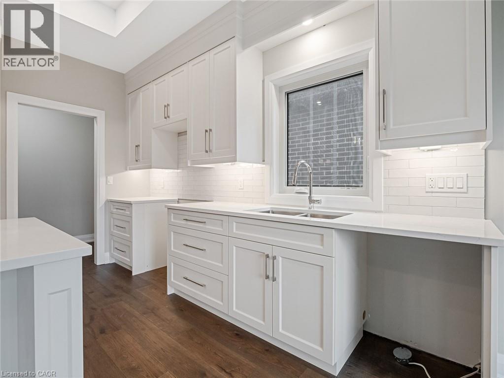 149 WILLOWBROOK Drive - 24