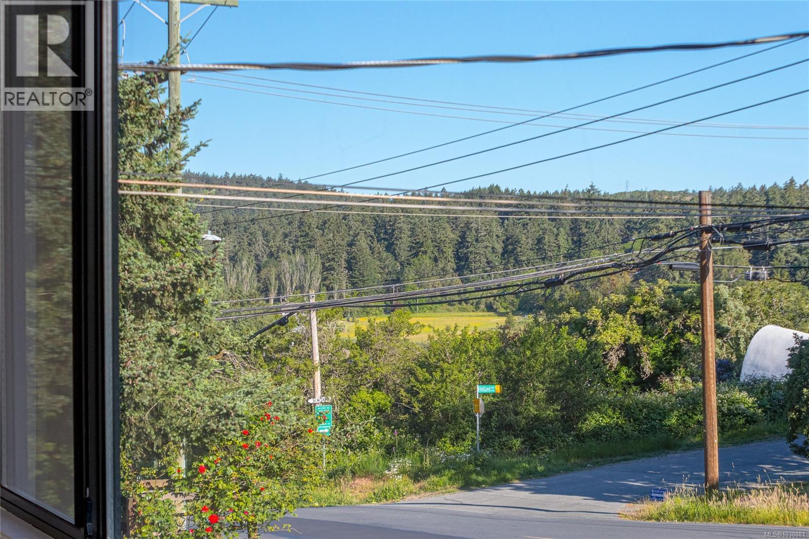 1389 Hastings St - Image 21