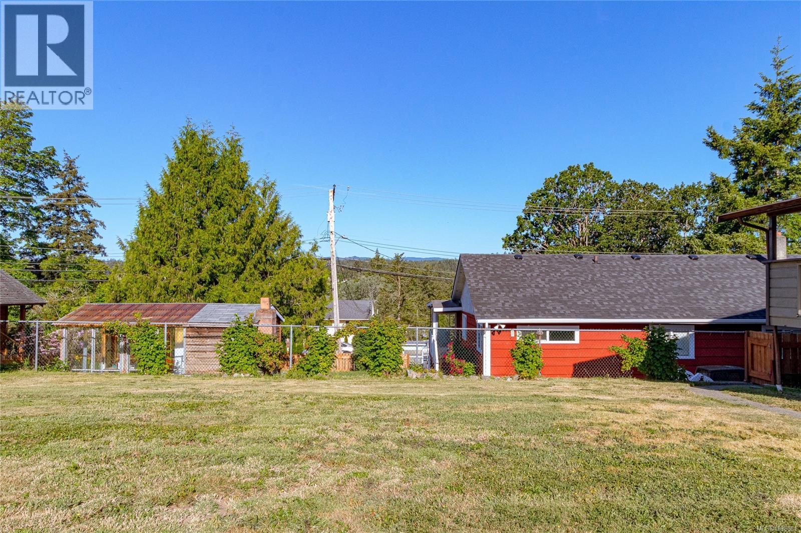 1389 Hastings St - 42