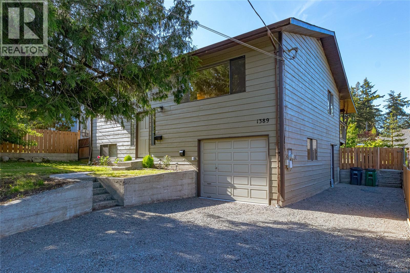 1389 Hastings St - 2