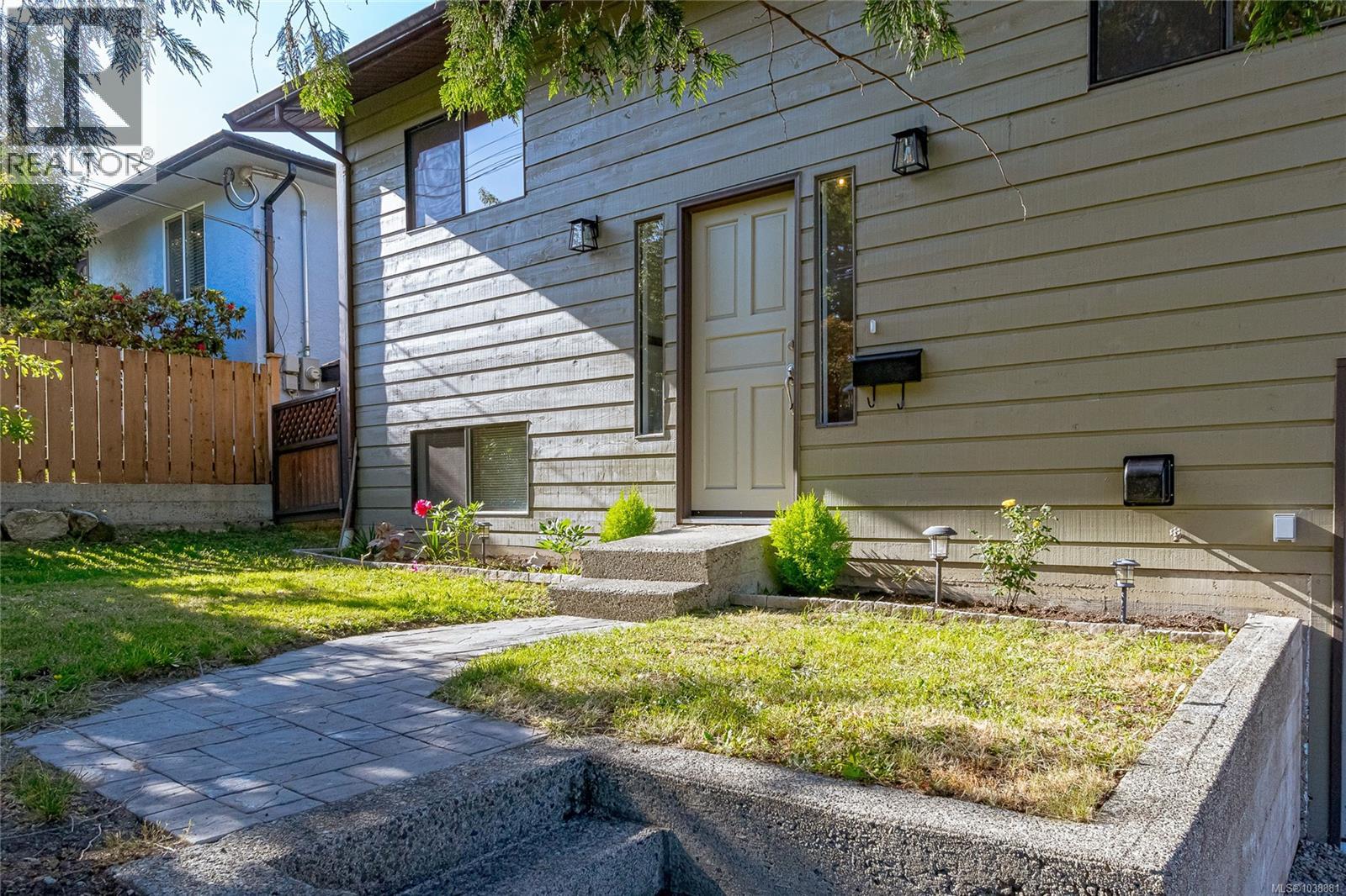 1389 Hastings St - Image 19