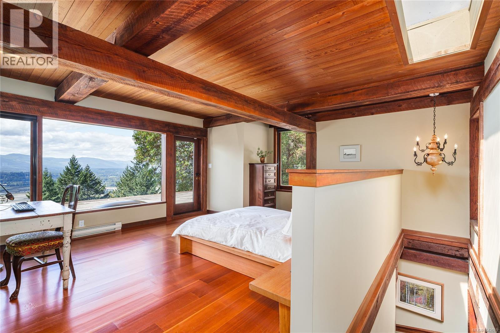 939 Khenipsen Rd - Image 35