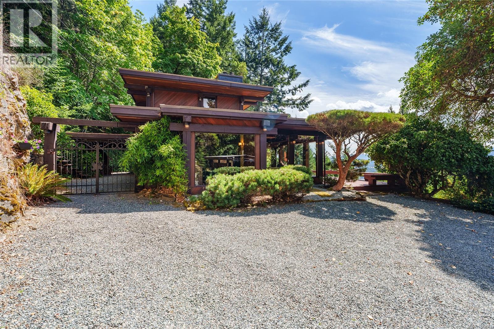 939 Khenipsen Rd - 4