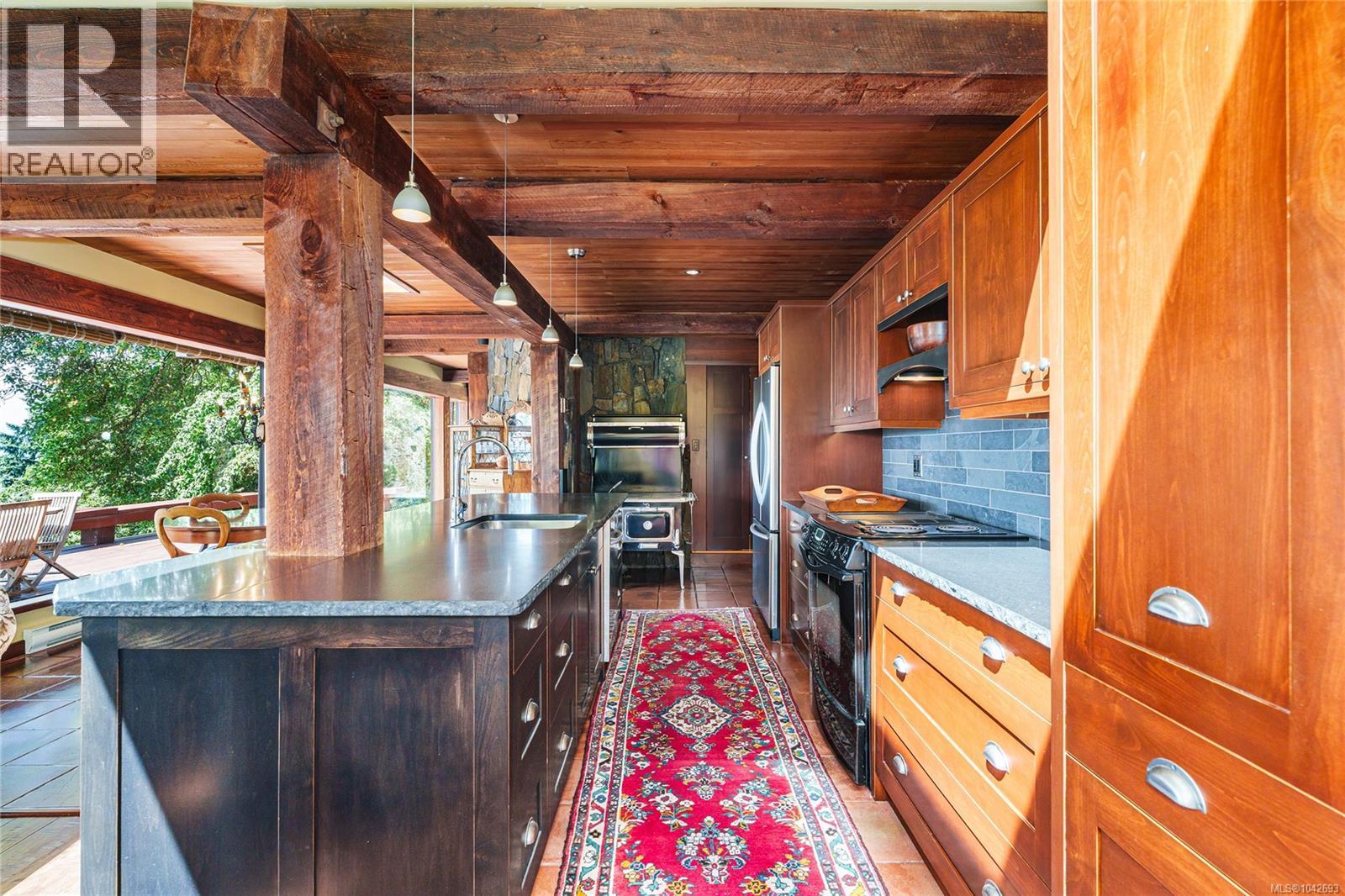 939 Khenipsen Rd - 22