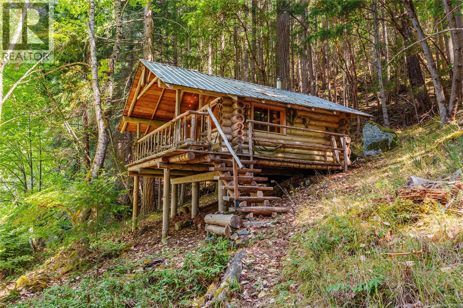 939 Khenipsen Rd - 44