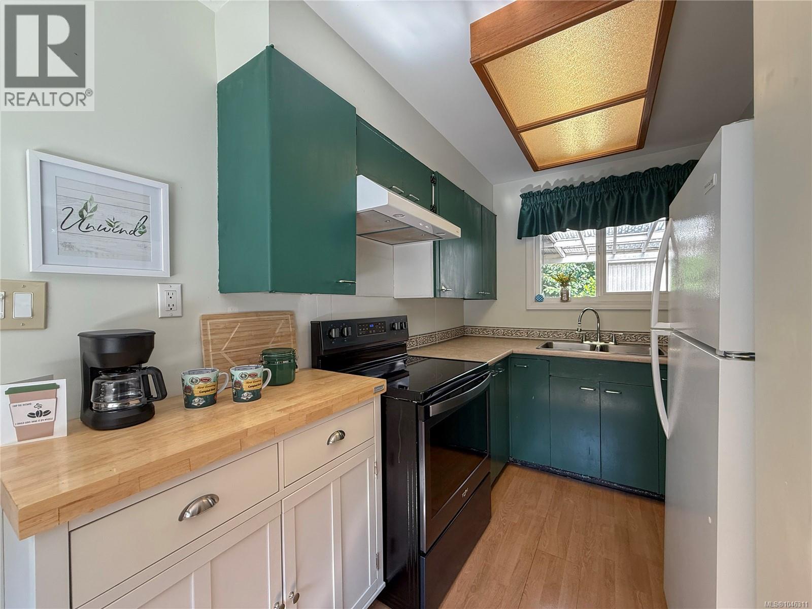 2361 Campbell River Rd, Campbell River — photo 3
