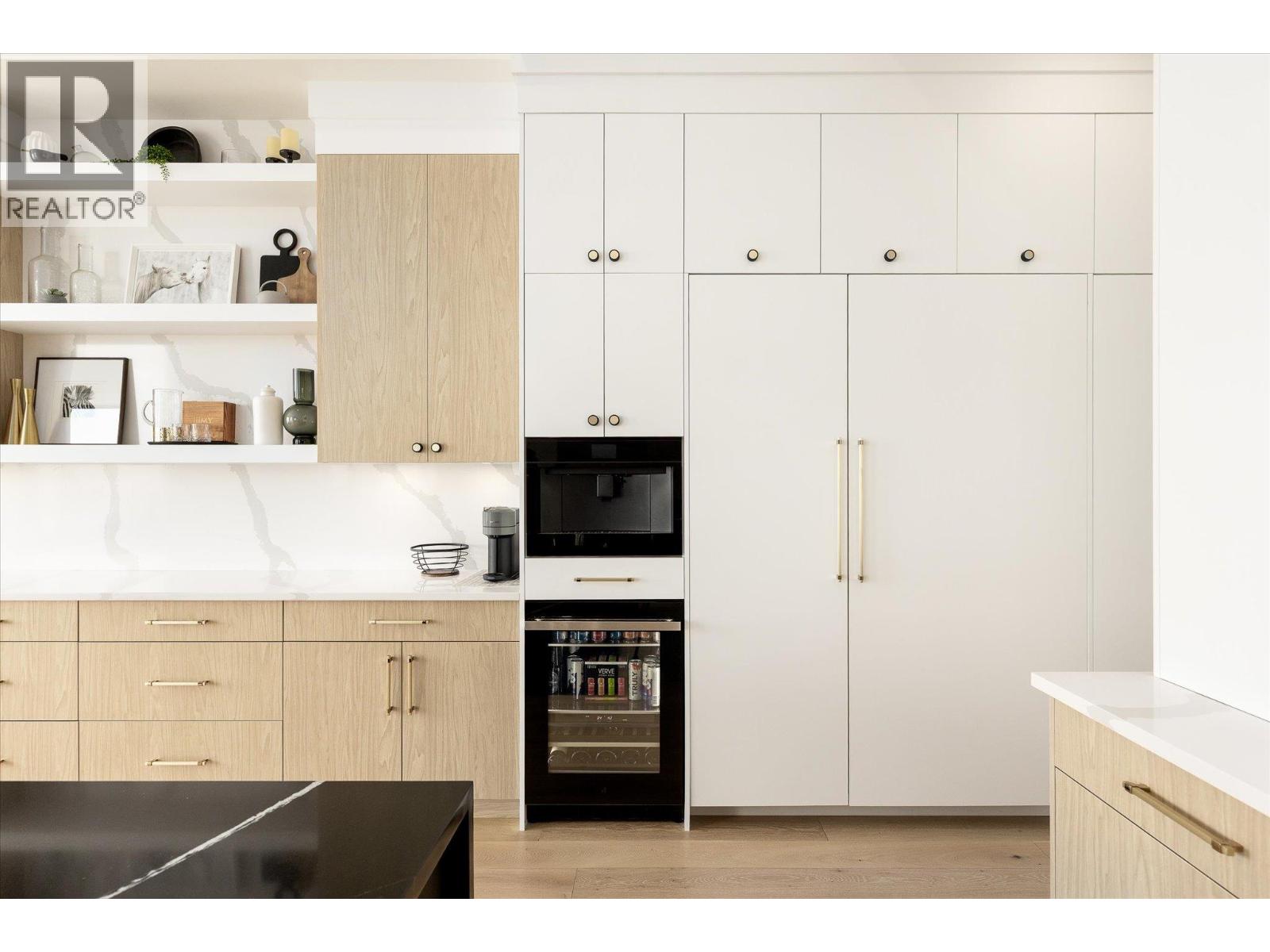 2585 Casa Palmero Drive - Image 20